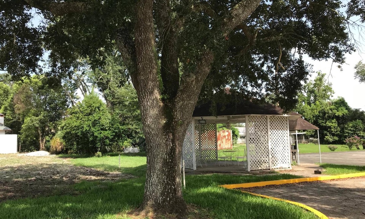 Thibodaux Hotel | Carmel Inn & Suites