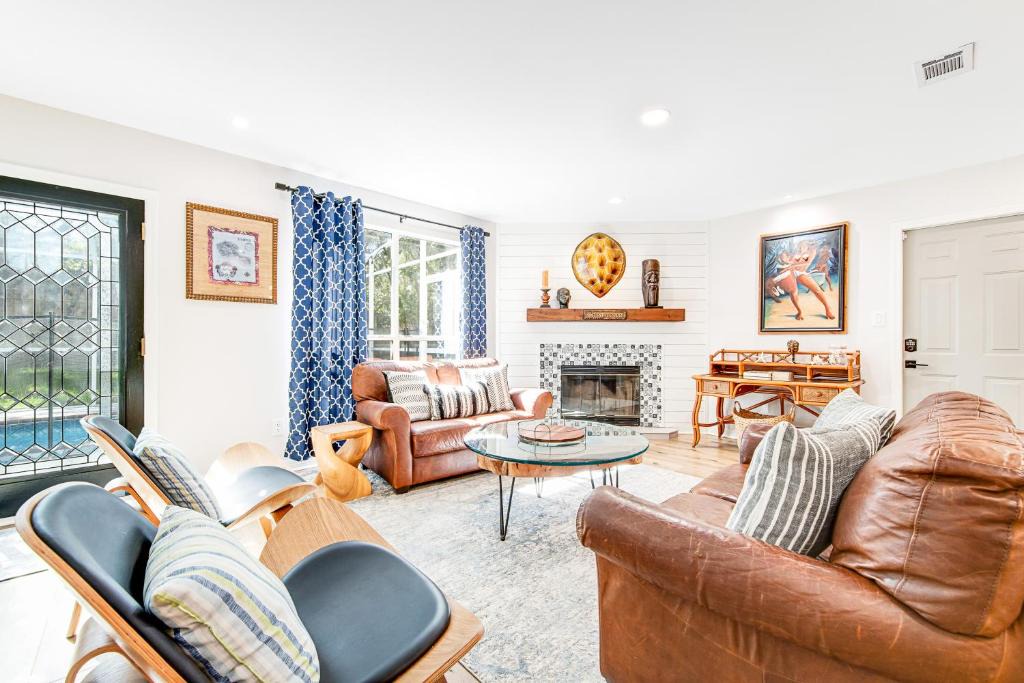 Pensacola House | Casanana Manor at Fairpoint Place