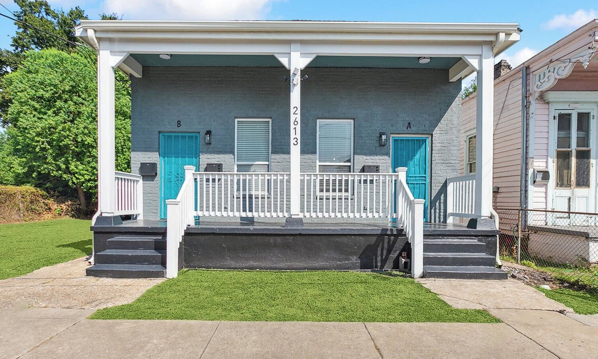 Faubourg Delassize House | Central City Hideaway-3 blocks off St. Charles Avenue