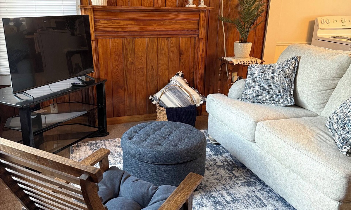 Bogalusa Apartment | Charming 1-bedroom apartment in Heart of Bogalusa, Sleeps 2
