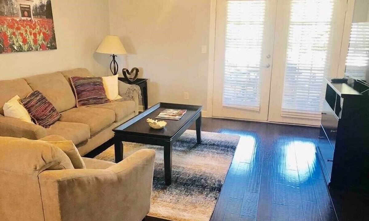 Oxford Apartment | Charming 1st Floor in Oxford: Walk to Ole Miss!