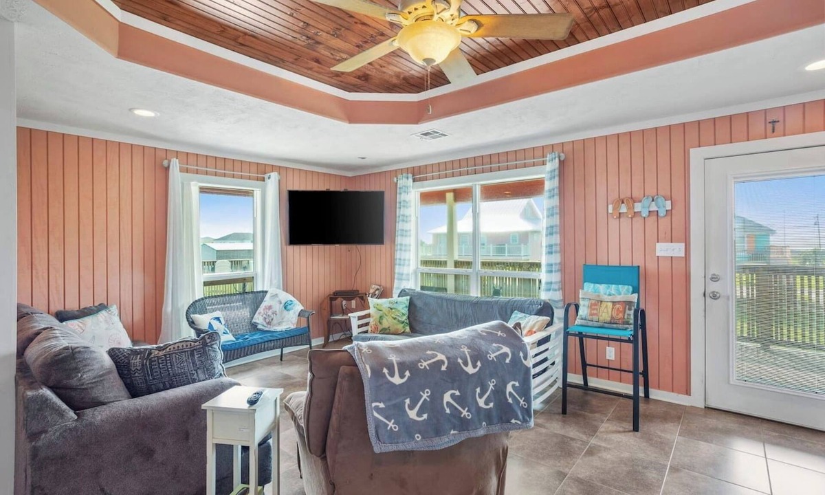 Holly Beach House | Charming 2-bedroom house in Cameron in the of community of Holly Beach