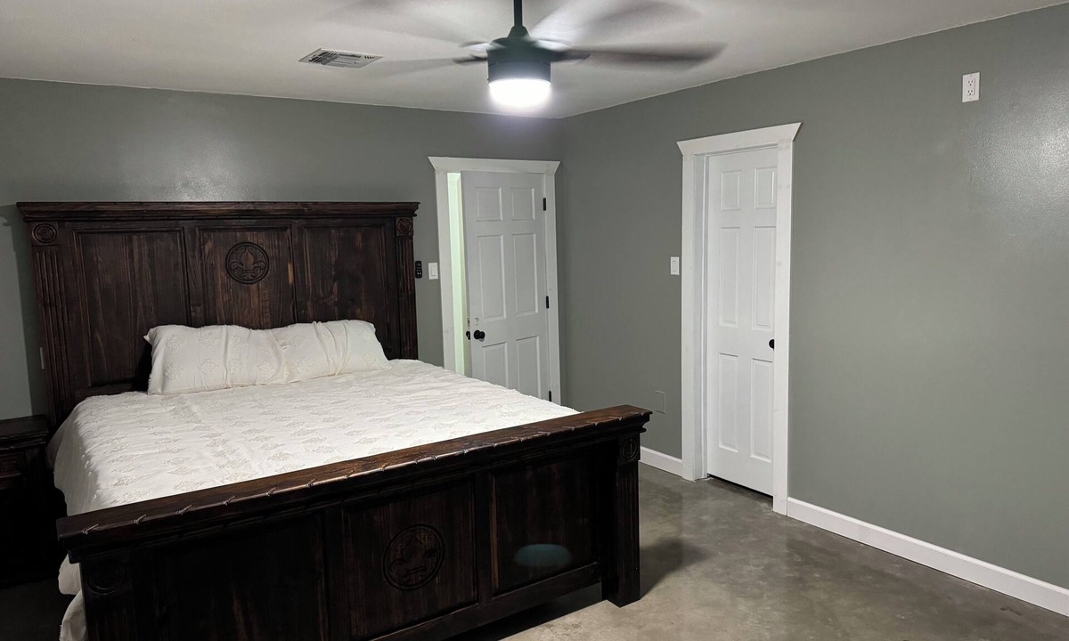 Houma House | Charming 3-bedroom house in the heart of Houma