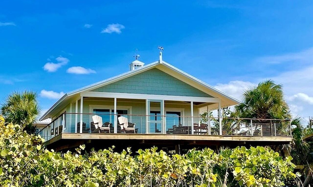 Placida Cottage | Charming Old Florida Cottage with Private Dock & Sunset Views near Little Gasparilla Island, FL