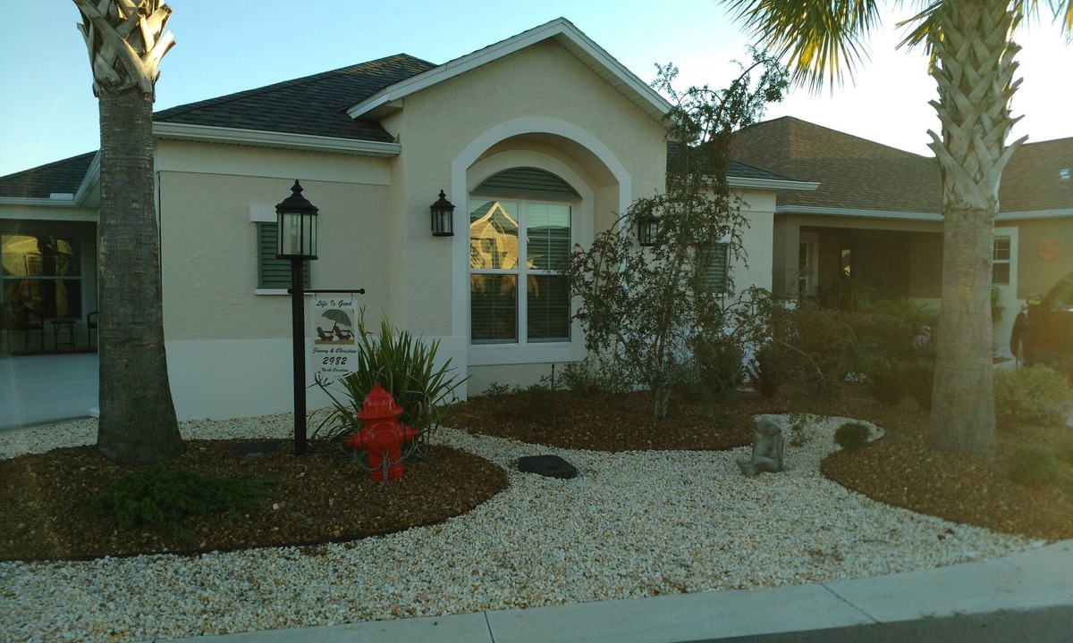 Fruitland Park House | Charming Waterfront 2-bedroom house with separate office in The Villages