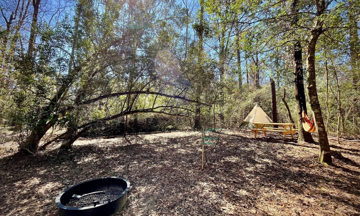 Cantonment RV Rental | Christian Retreat Campsite #3 - Stillwaters