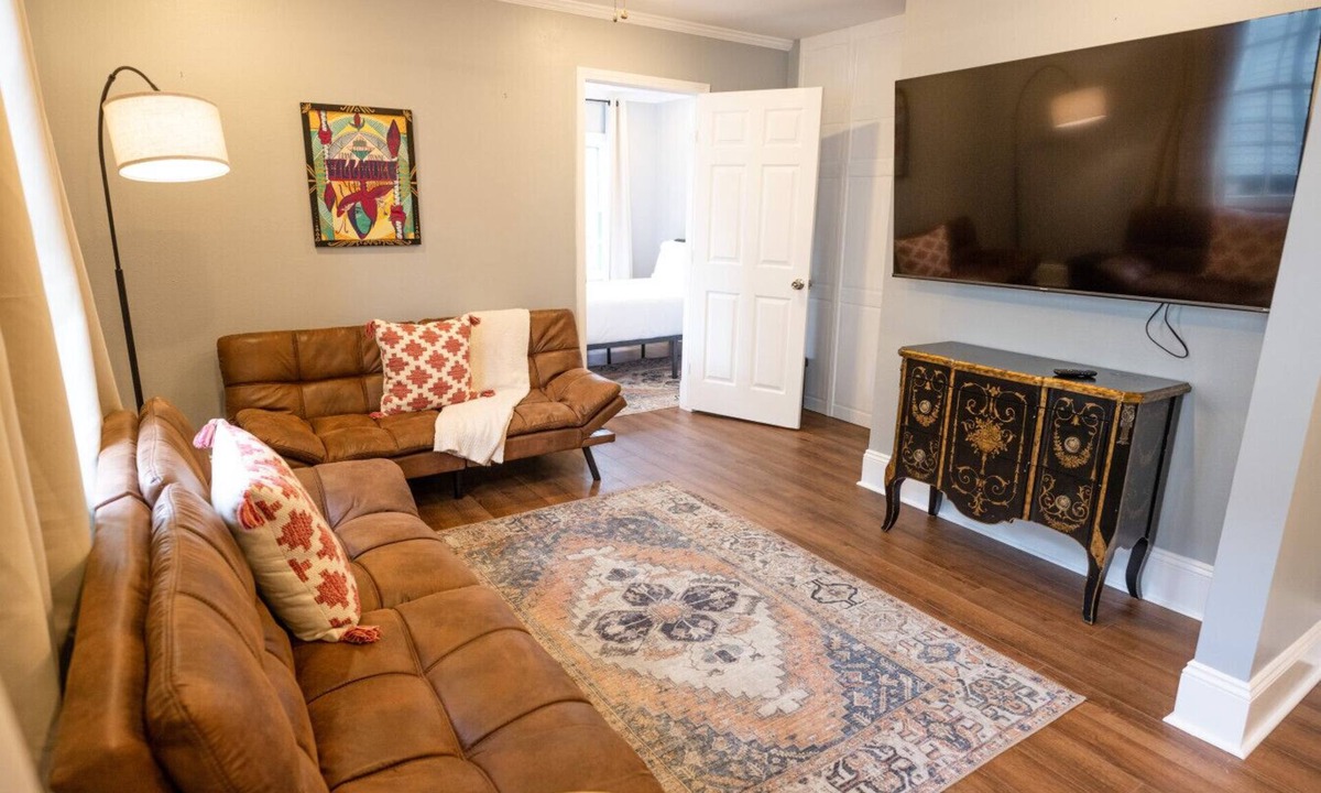 Saint Roch House | Close to Frenchmen, great bars and restaurants nearby