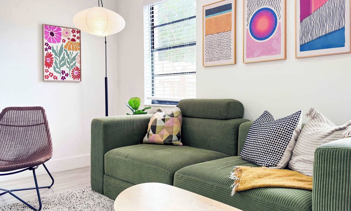 Wilton Manors Apartment | Cloud Nine - Wilton Drive, Jacuzzi, Backyard