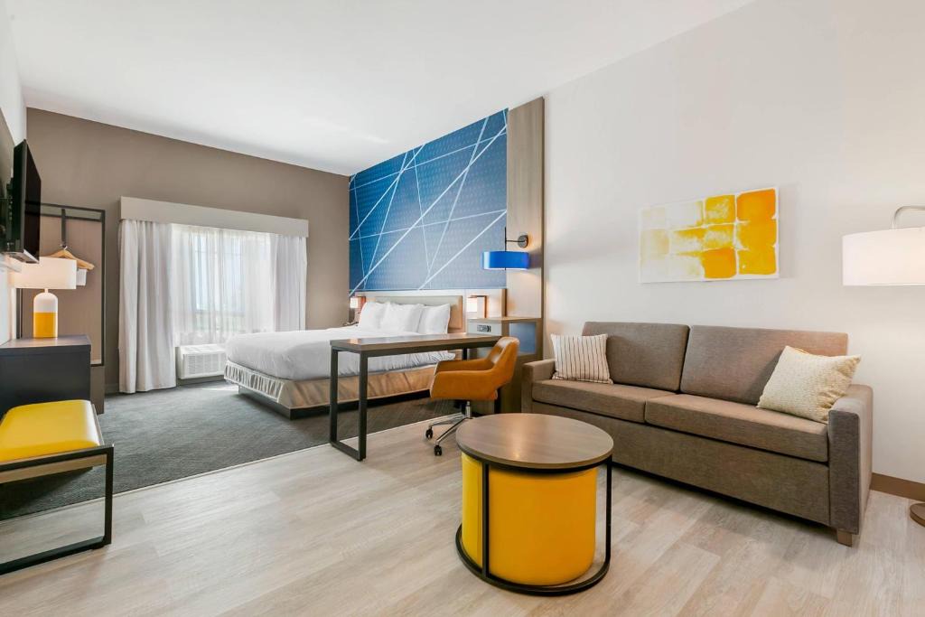 Bayou Cane Hotel | Comfort Inn & Suites Houma