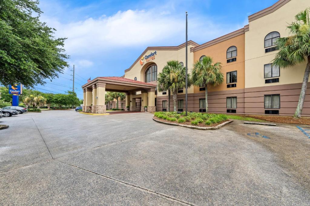 Daphne Hotel | Comfort Suites Daphne - Mobile East Bay