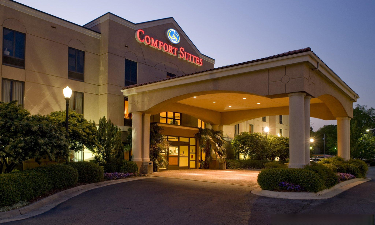 Starkville Hotel | Comfort Suites Starkville