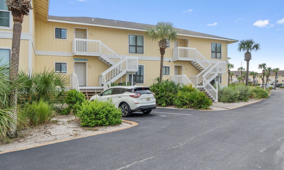 Holiday Isle Condo | Condo 1150 is a 2 Bedroom on the Beachside