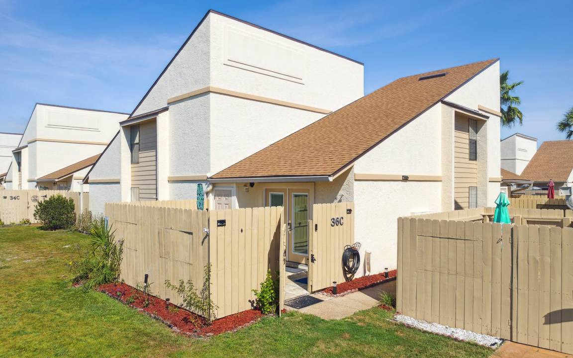 West Panama City Beach Condo | Condo ∙ 2 bedrooms ∙ 6 guests