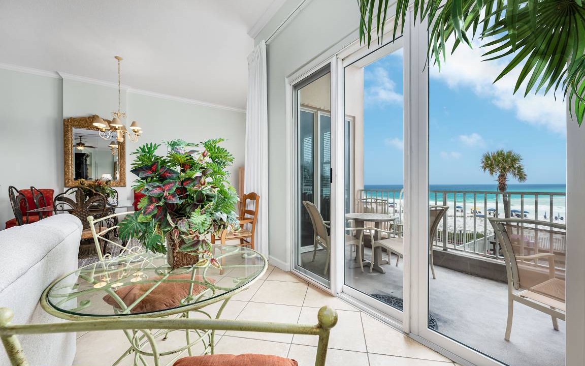 Crystal Beach Condo | Condo ∙ 3 bedrooms ∙ 10 guests