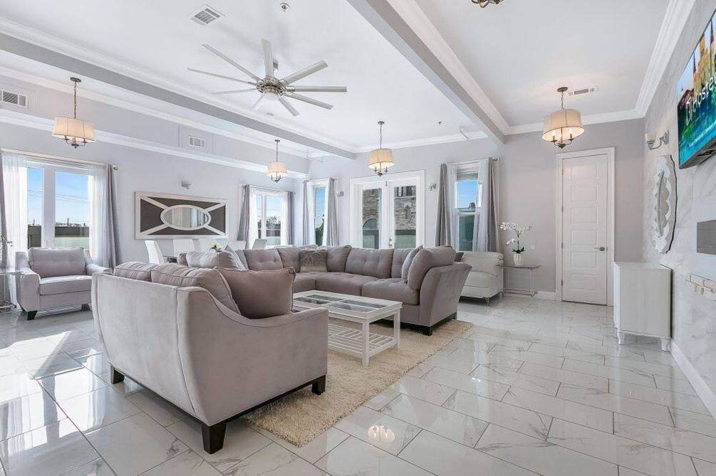 Faubourg Lafayette Condo | Condo ∙ 5 bedrooms ∙ 10 guests