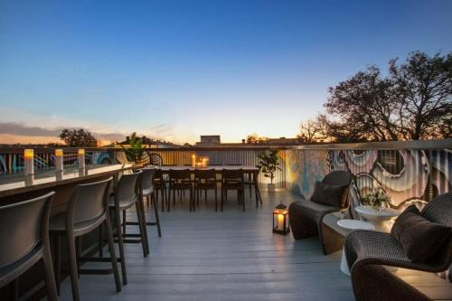 Saint Thomas Development House | Contemporary Home Hot Tub and Rooftop Deck