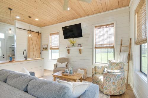 Harperville House | Contrell Cottage On Farm w/Peaceful Views