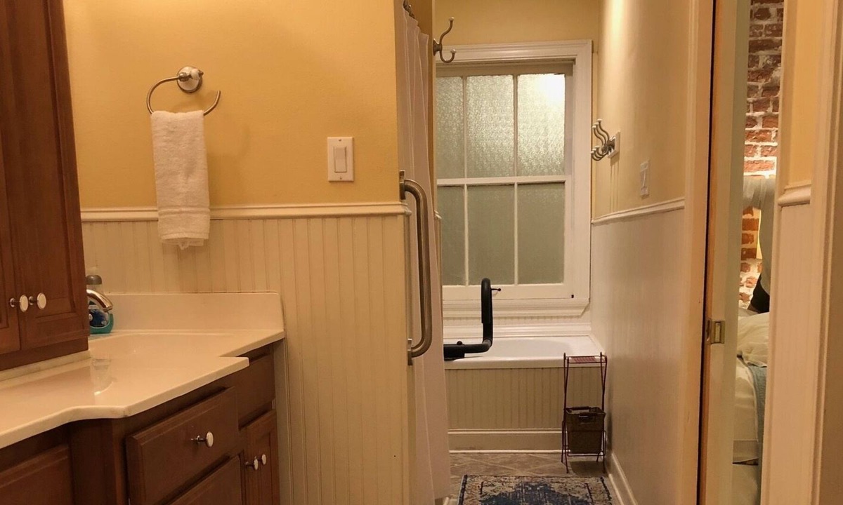 Central Business District Apartment | Corporate apartment in the heart of downtown New Orleans