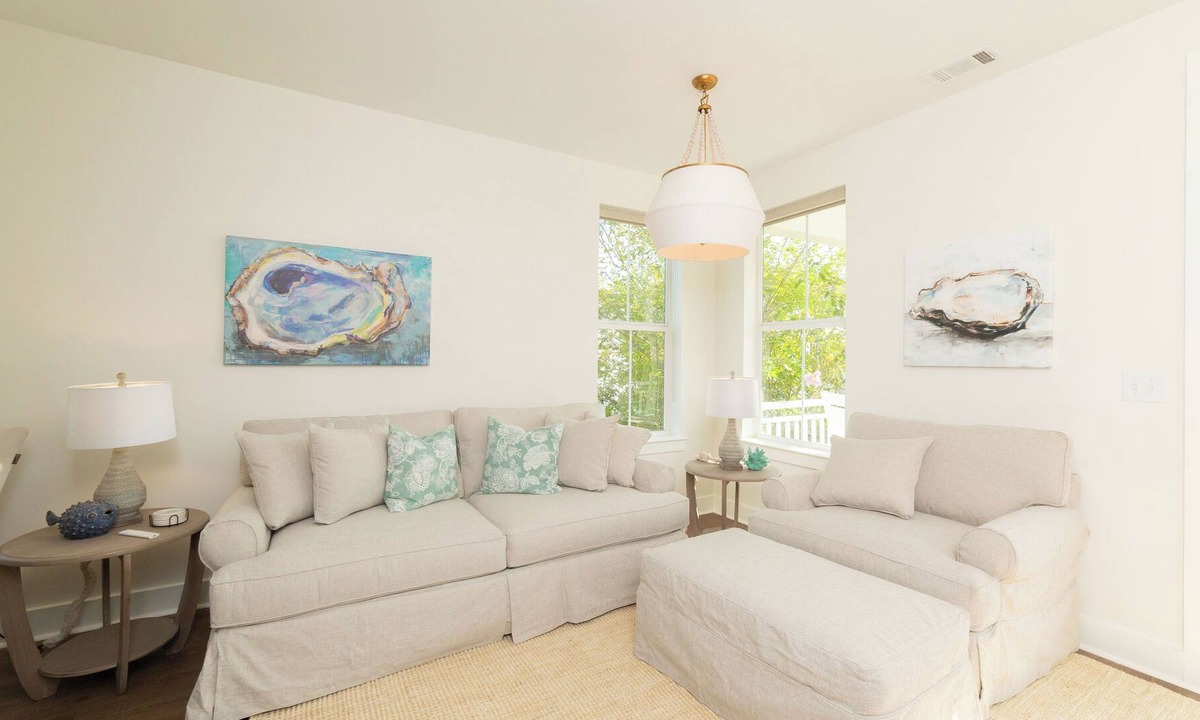 Pass Christian Cottage | Cottage! Near Beach and More!