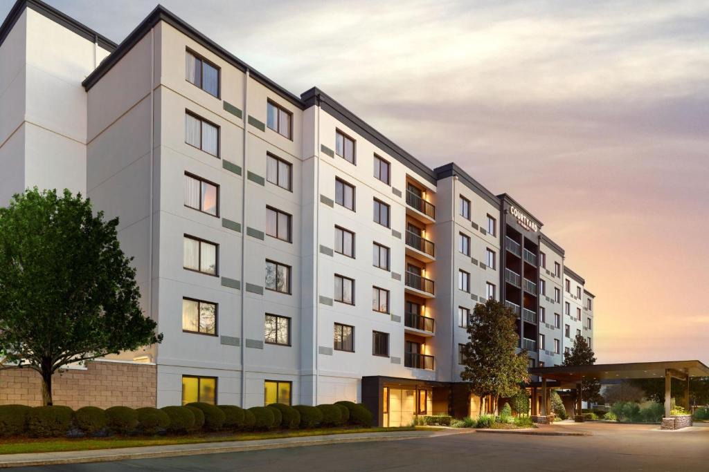 Metairie Hotel | Courtyard by Marriott New Orleans Metairie