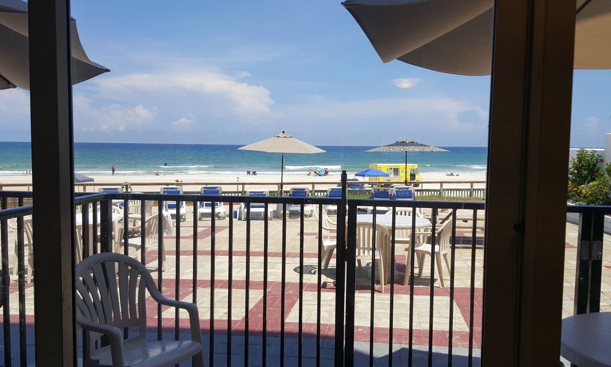 Seabreeze Park Hotel | Cove Motel Oceanfront