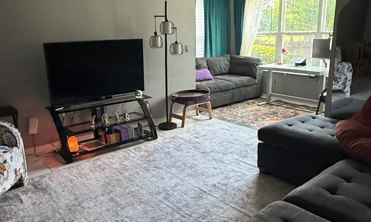 South Semoran Condo | Cozy 2-bedroom condo with AC in brilliant Orlando