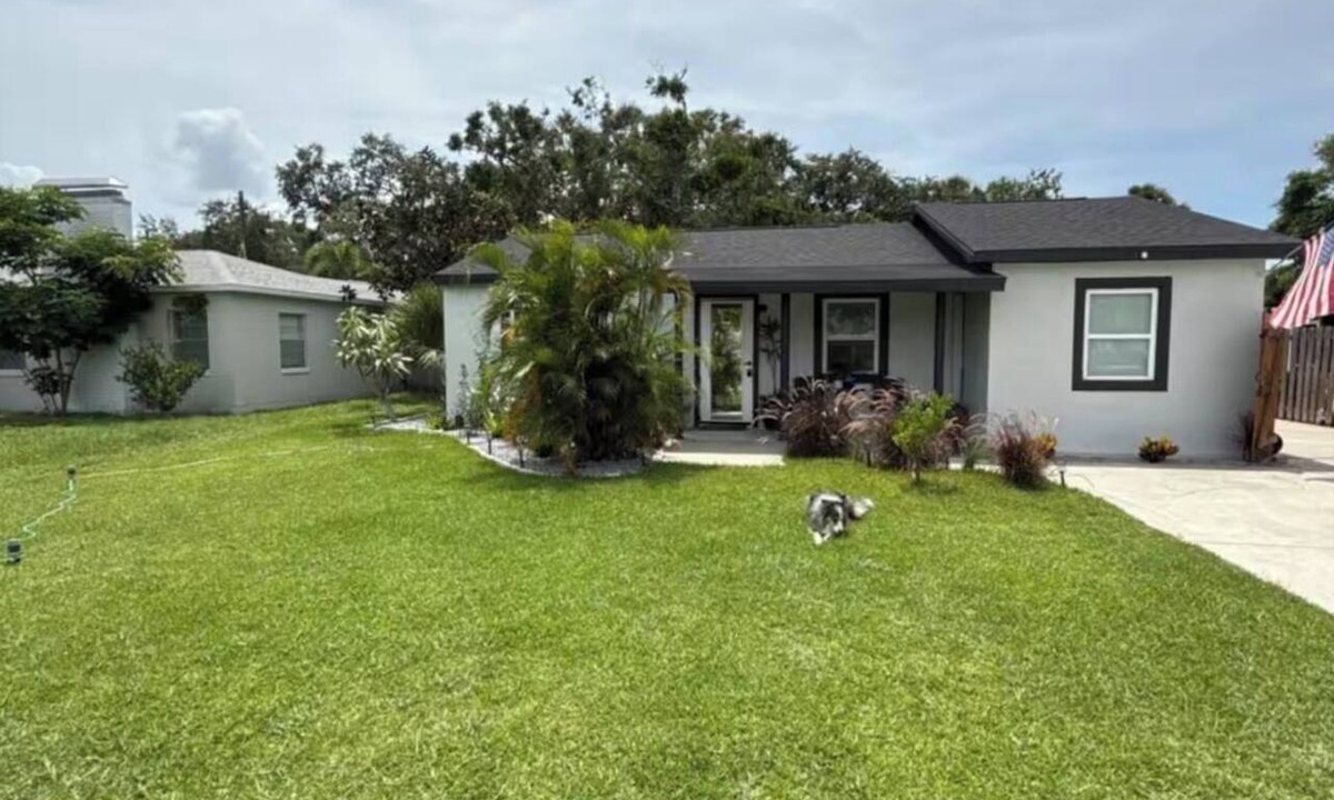 South Westshore Cottage | Cozy 2-bedroom cottage located in South Tampa