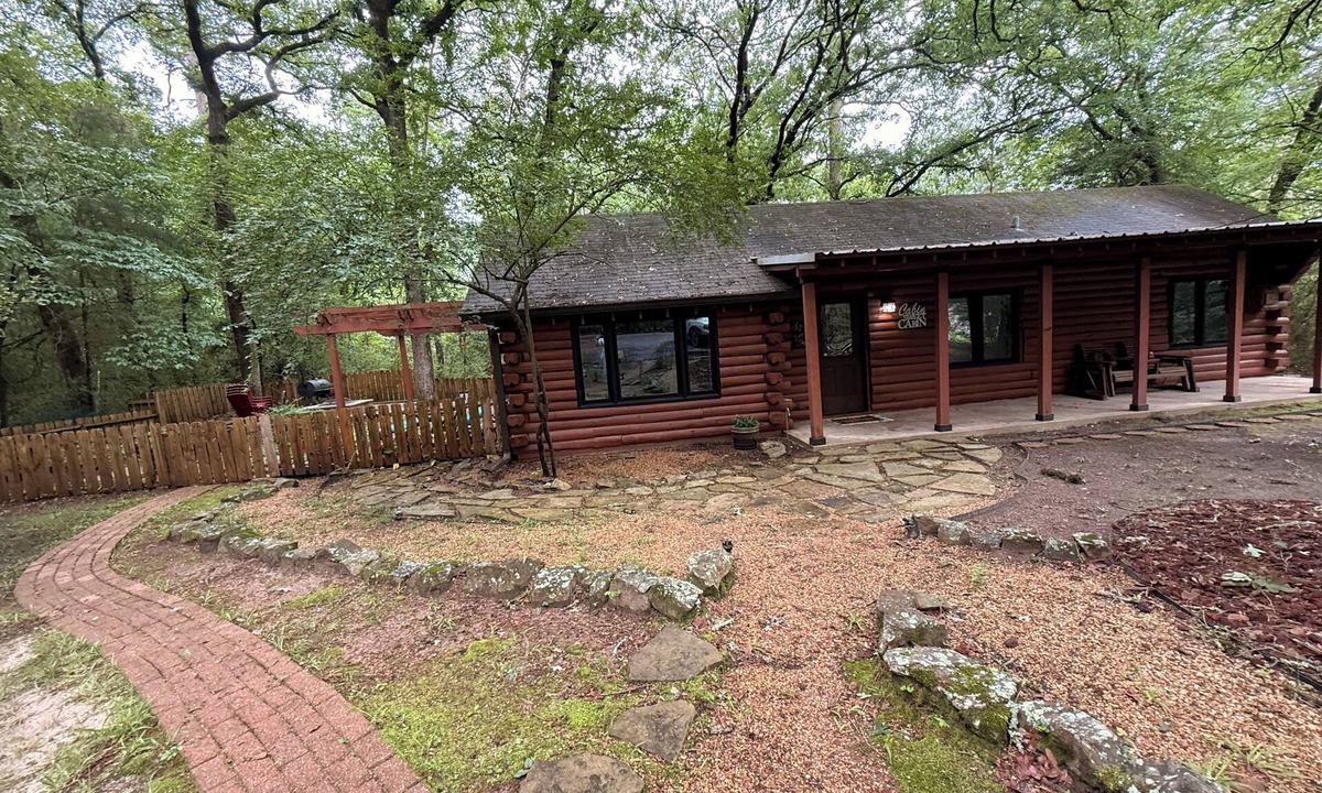Holly Lake Ranch Cabin | Cozy 2-bedroom log cabin in tranquil Holly Lake Ranch