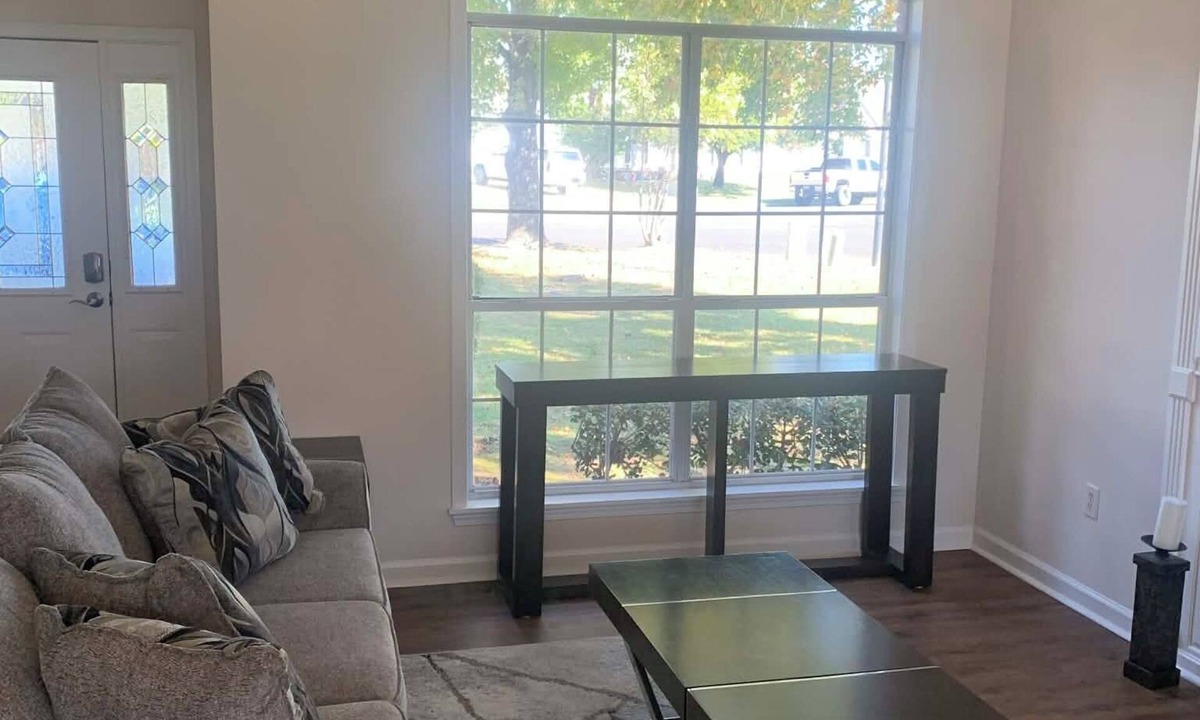 Northport House | Cozy 3-bedroom house in serene Northport with AC