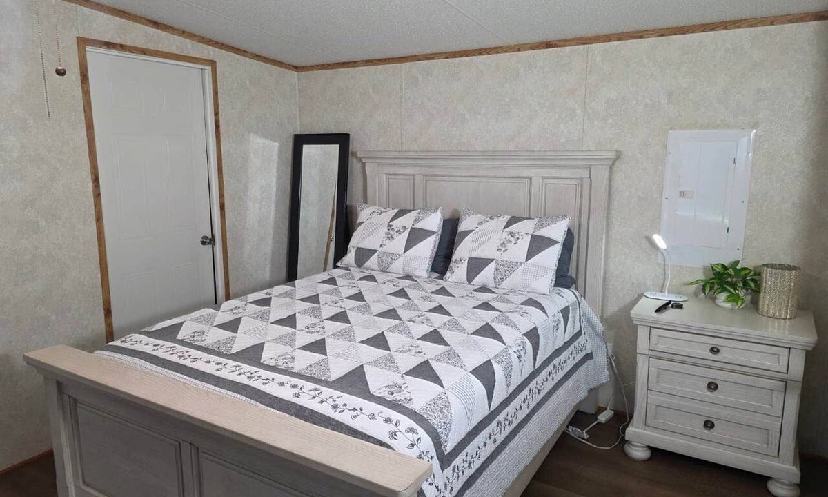 Bridge City House | Cozy 3 Bedrooms 2 Bath home in Bridge City, TX