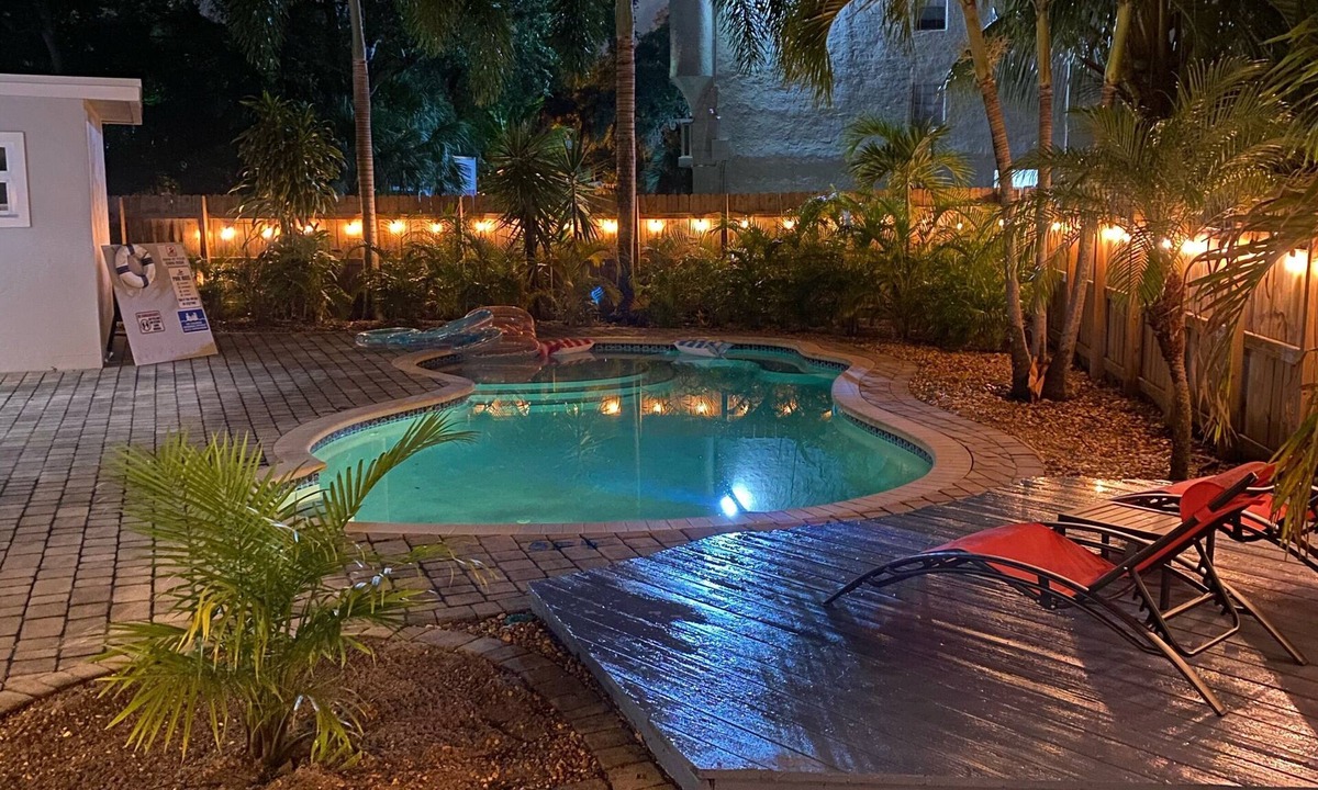 Riverside Park House | Cozy 3BR/3BA Retreat with Private Pool Minutes from Airport/Beach