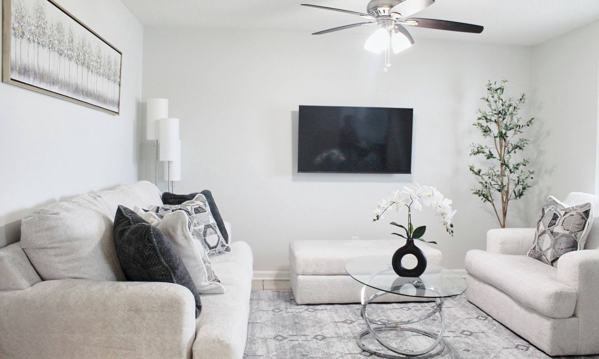 Lake Charles House | Cozy Comfort Central Stay - Casinos and Golfs Nearby