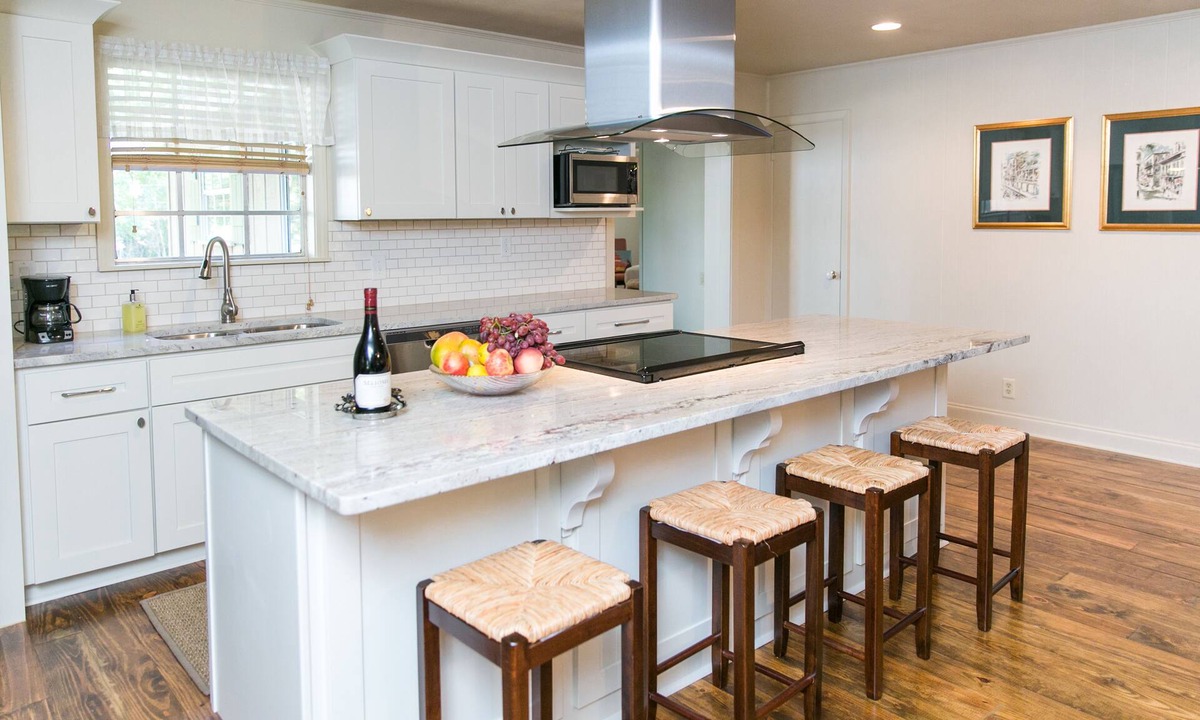 Folsom House | Cozy Cottage on Little Tehfuncte River