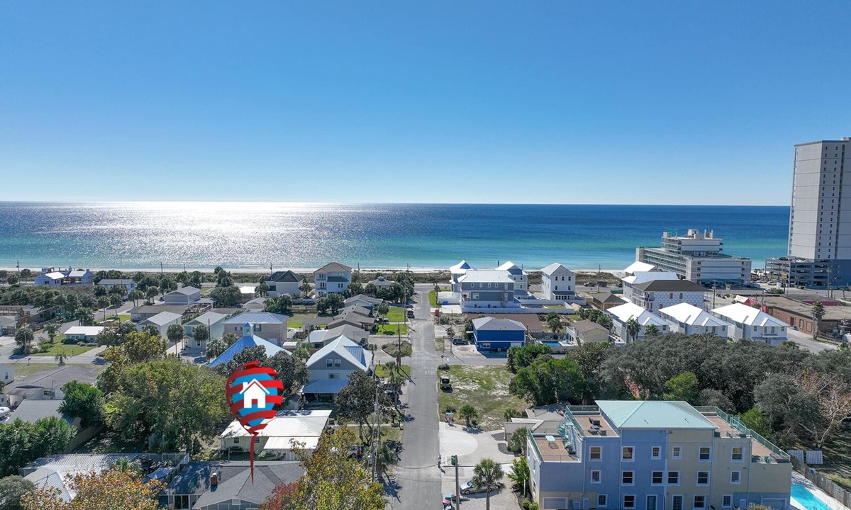 Bid-a-wee Beach House | Cozy Gem Hideaway! Private Beach within 2 mins!