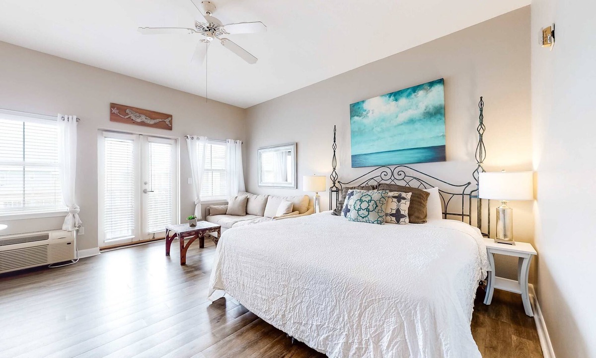 Gulf Place Apartment | Cozy Hotel-Style- near beach & dining with kitchenette, pools, hot tub, & tennis
