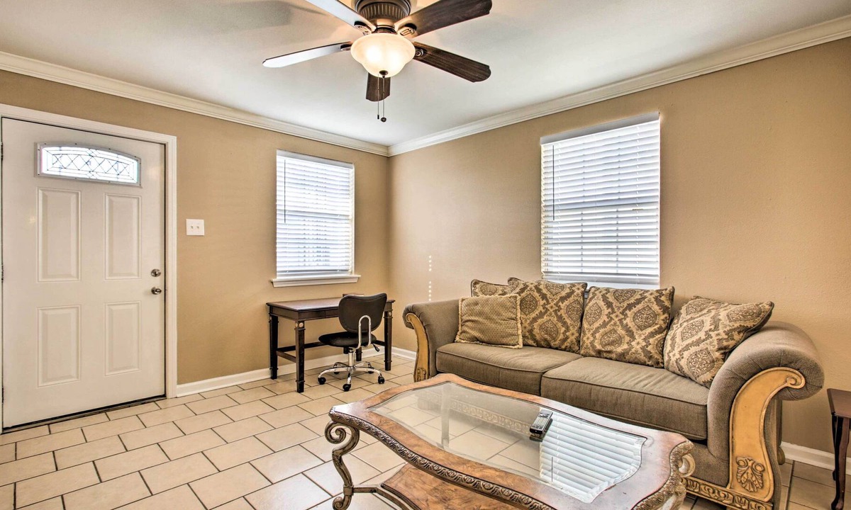 Esplanade Ridge Apartment | Cozy New Orleans Getaway ~ 2 Mi to Bourbon Street