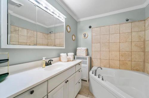 Hattiesburg House | Cozy, Spacious,and Family, Friendly 3BR Home