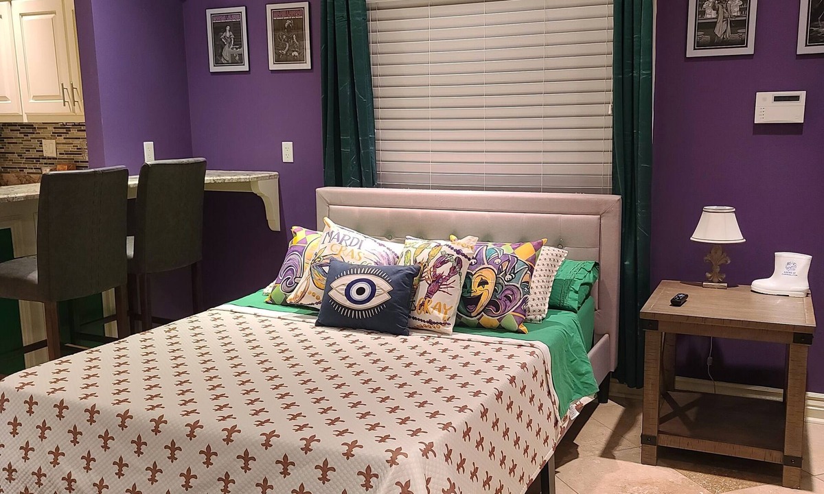 Hammond Apartment | Cozy studio with AC/WiFi in enchanting Hammond 1 hr from NOLA and Baton Rouge