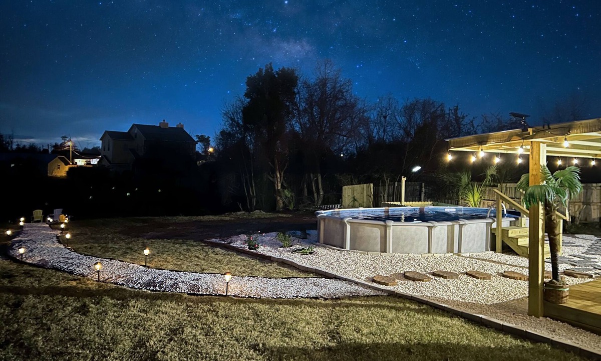 Springfield House | COZY VACATION RETREAT IN PANAMA CITY WITH POOL, HOT TUB ON LAKE MARTIN.n
