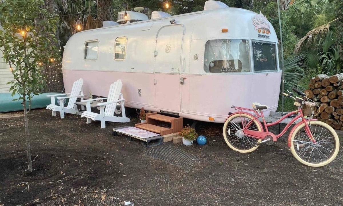 Downtown House | Cozy vintage airstream downtown Pensacola, pet friendly