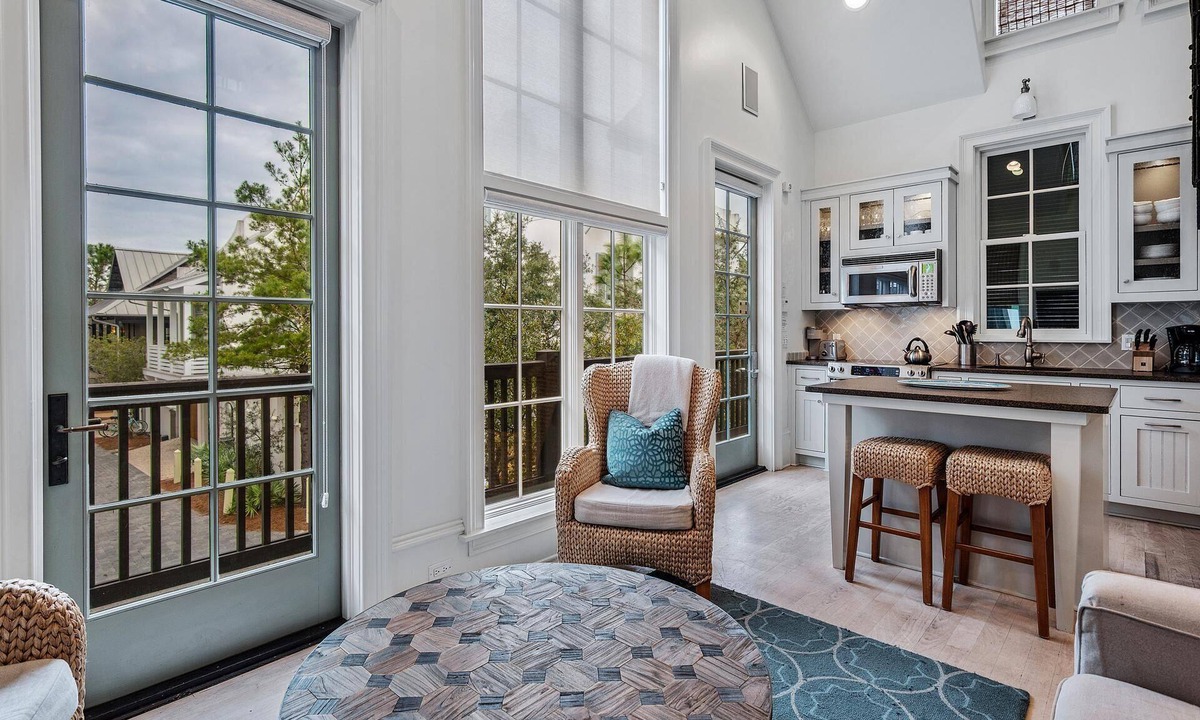 Rosemary Beach Cottage | Crow's Nest: Amazing Carriage House - South of 30A with Gulf Views!