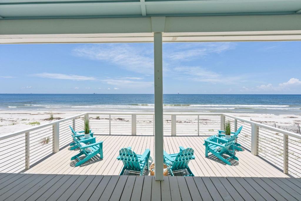 Dauphin Island House | Dauphin Charm - 2237 Bienville