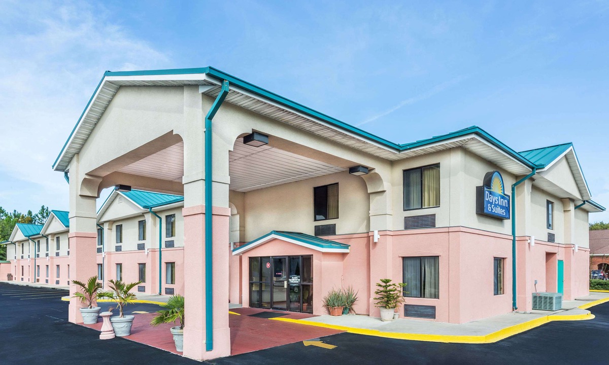 Callaway Hotel | Days Inn by Wyndham Panama City/Callaway