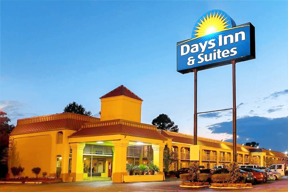 Vicksburg Hotel | Days Inn & Suites by Wyndham Vicksburg