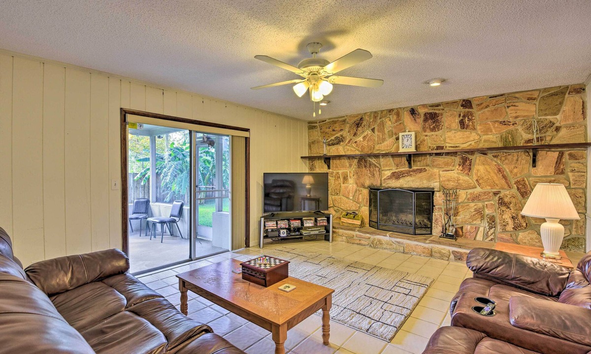 Port Orange Cottage | Daytona Area Home ~ 3 Mi to Beach: Swim & Explore!