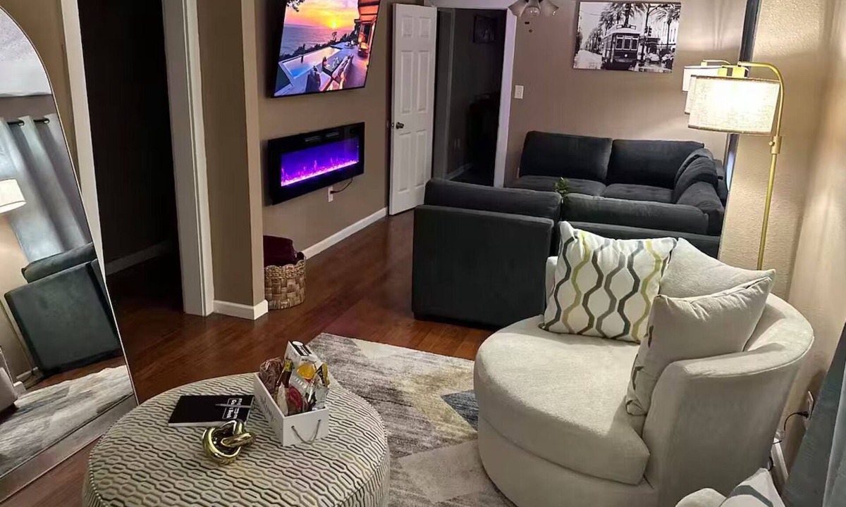 Lower Ninth Ward House | Dearest Deslonde
