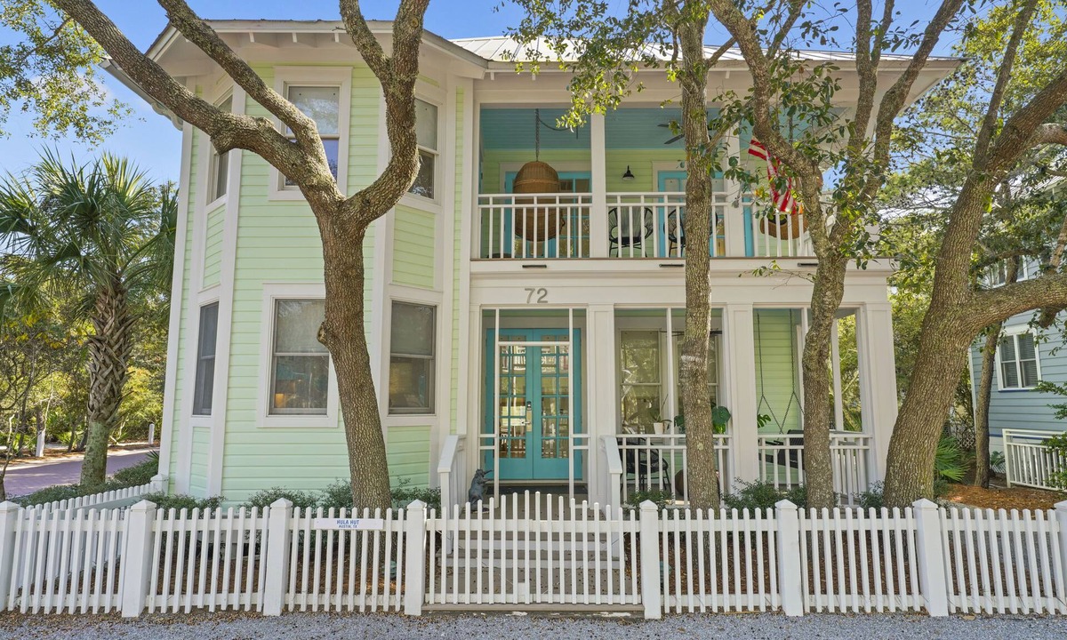 Seagrove Beach West House | Designer Home in Seaside, FL! Walk to Pool and Beach + 2 Adult Bikes!
