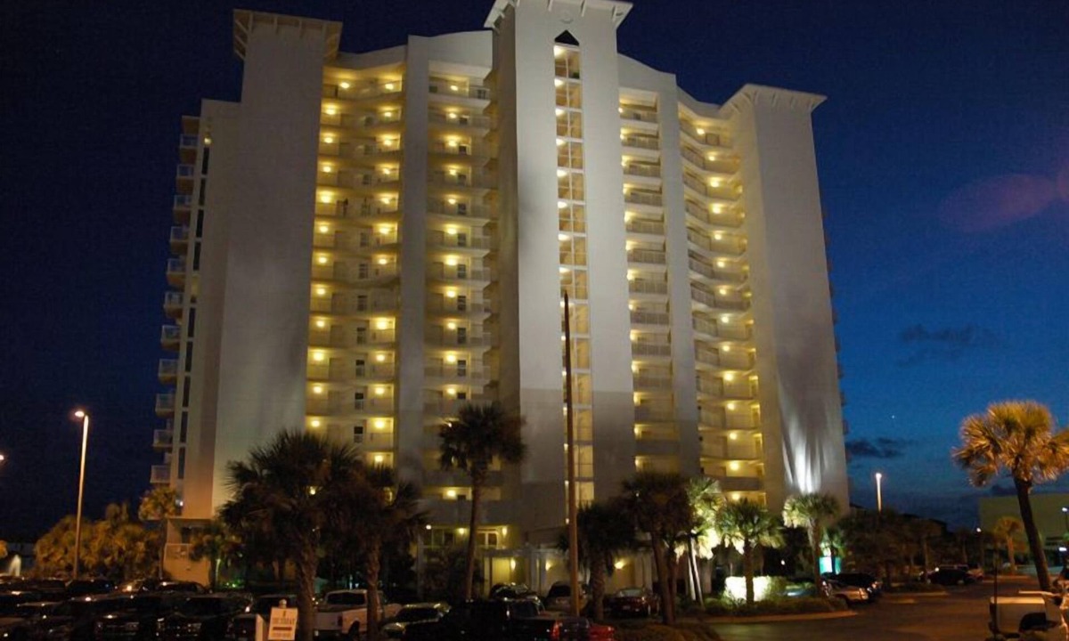Destin Condo | DESTIN SUNSET PARADISE! 3BR/2BA - 7th Fl - Gulf, Harbor & Lake View - LOCATION!