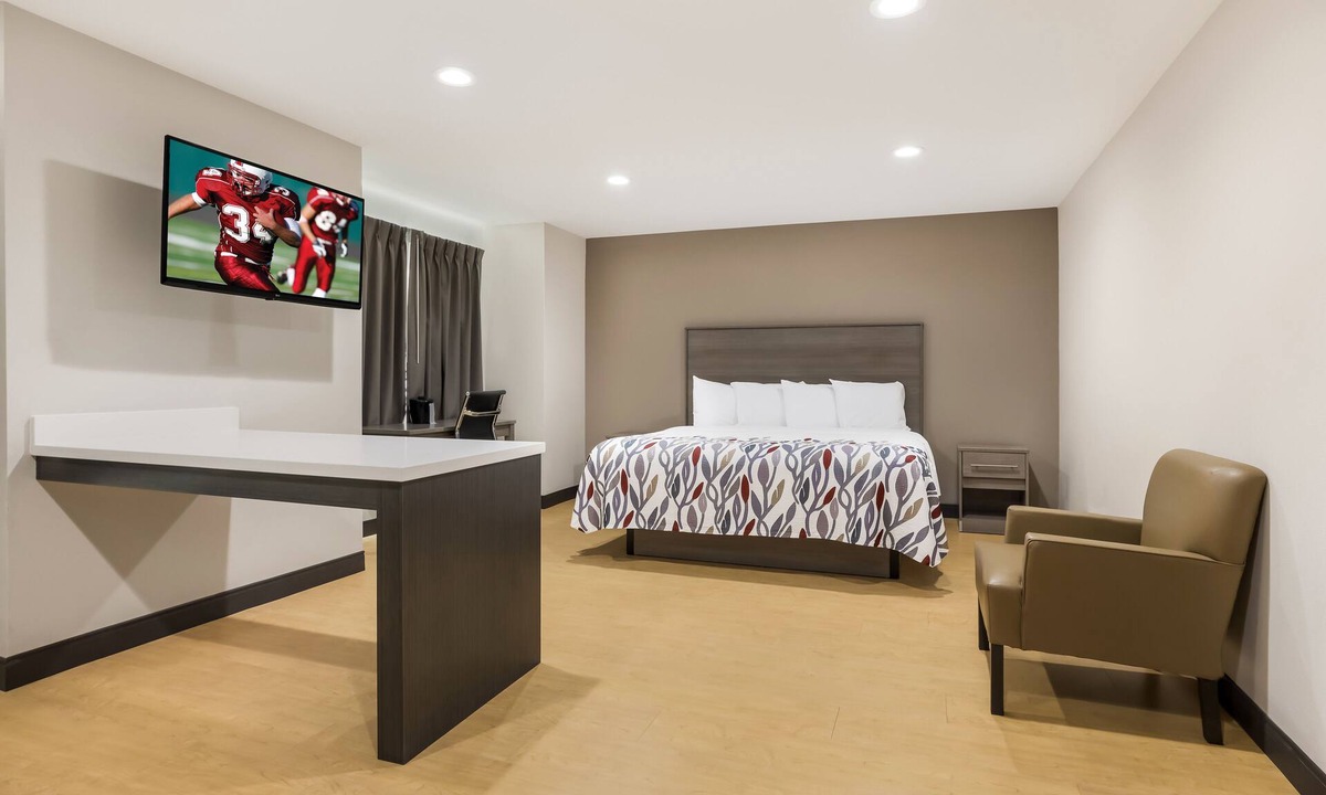 Sulphur Hotel | Discover Sulphur on a Dime: Minutes to Chennault International Airport!