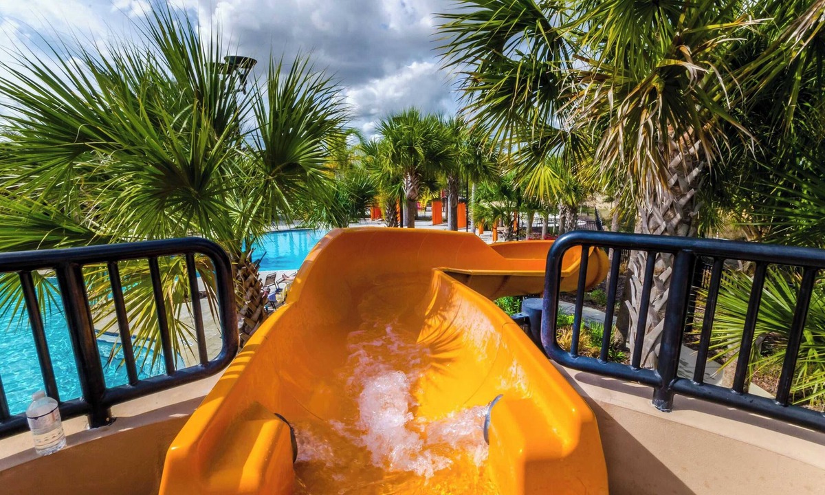 Loughman Cottage | Disney Dream Home w/Private Pool & Resort Access Under the Sea by Avantstay